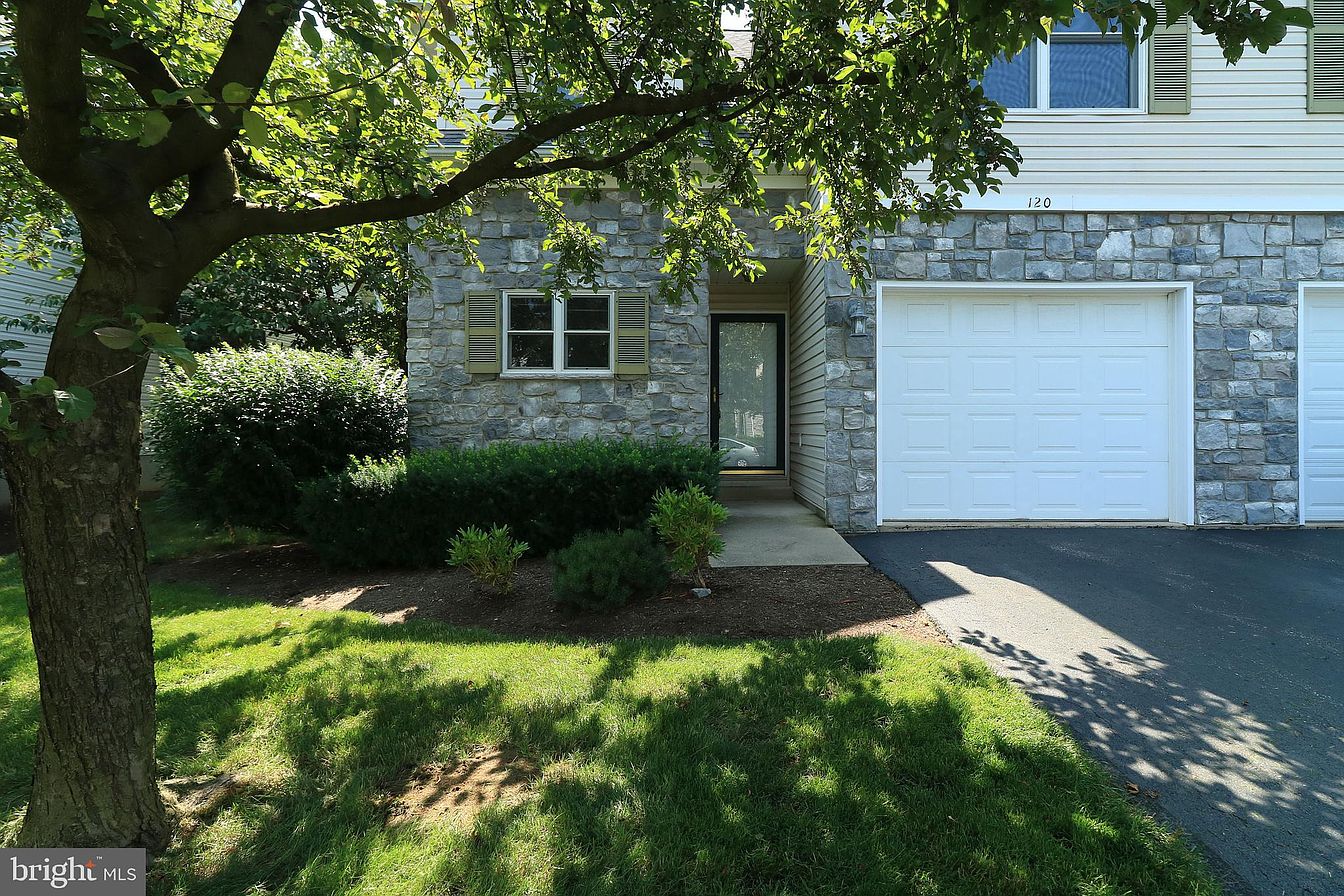 120 Washington Place State College exterior
