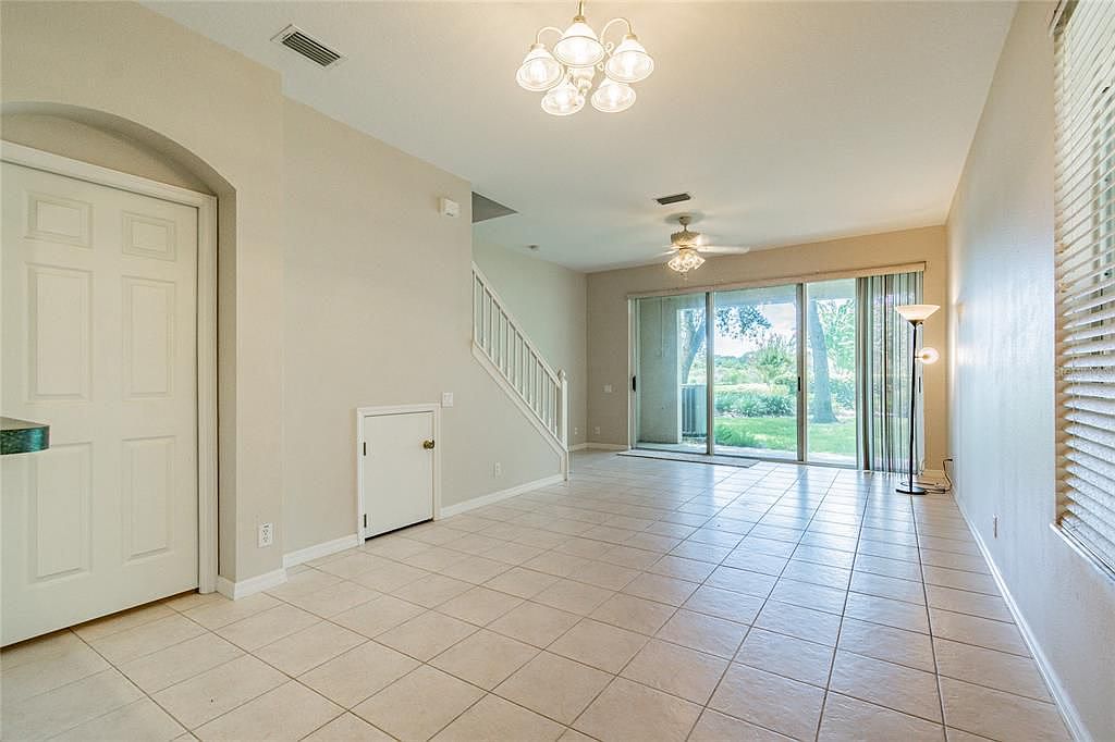 1st floor living room