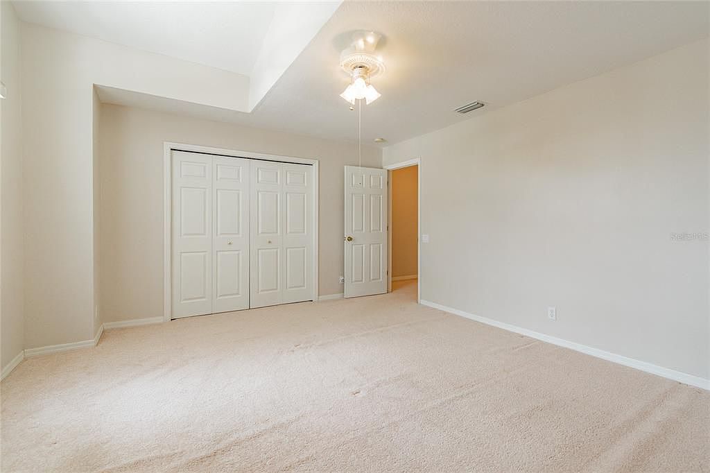 2nd bedroom (3)
