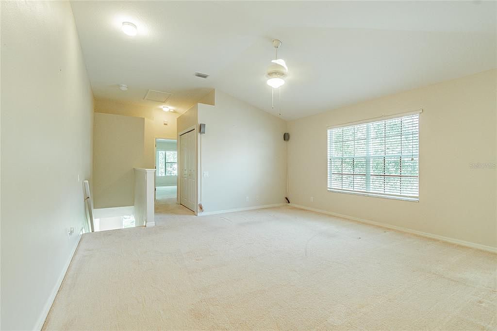 2nd floor living room (3)