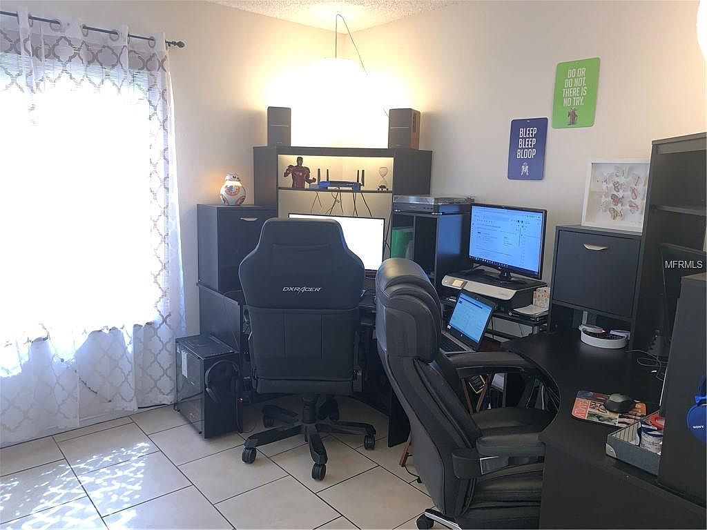 Second bedroom