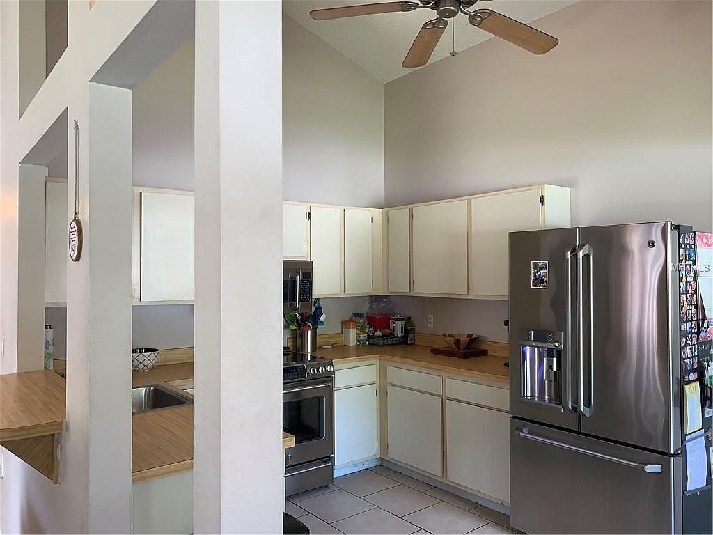 Kitchen view 3