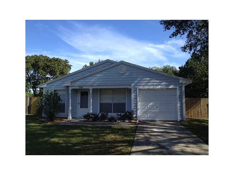 3789 Palace Drive Palm Harbor exterior